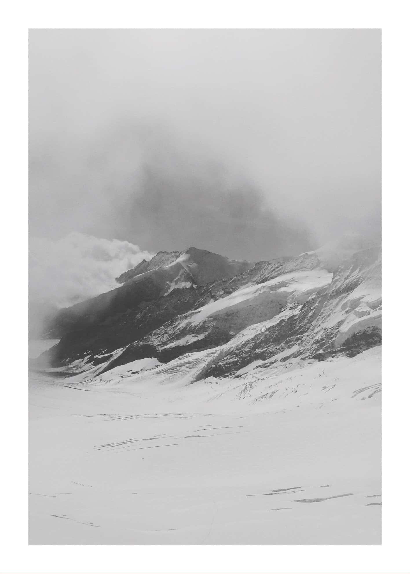 Snötäckt berg poster