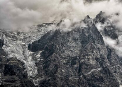 Matterhorn bergstopp bland moln poster