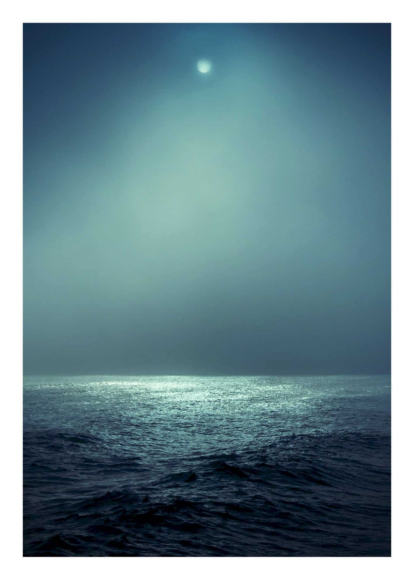 Månsken över hav poster